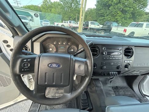 Used 2012 Ford F550 4x4 SuperCab Super Duty w/ XL Value Pkg image 17