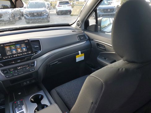 New 2026 Honda Ridgeline Sport image 17