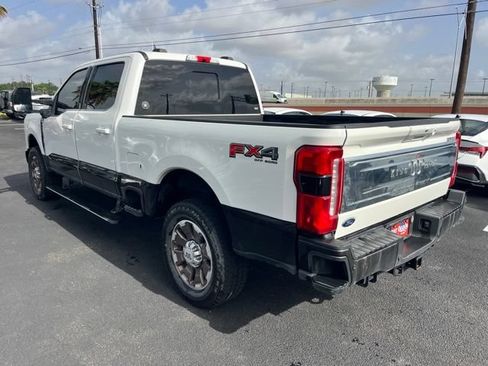 Used 2024 Ford F250 King Ranch w/ FX4 Off-Road Package AWD/4WD image 6