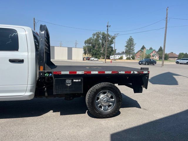 Used 2024 RAM 2500 Tradesman w/ Chrome Appearance Group AWD/4WD image 6