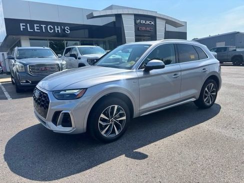 Used 2023 Audi Q5 2.0T Premium Plus w/ Premium Plus Package AWD/4WD image 7