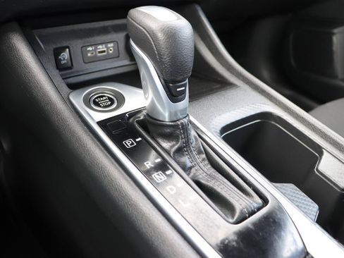 Used 2024 Nissan Sentra SV FWD image 35