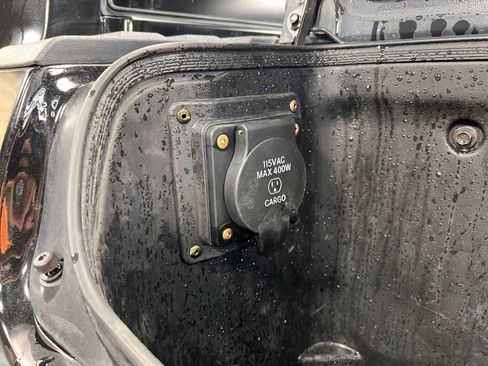 Used 2020 RAM 3500 Limited image 32