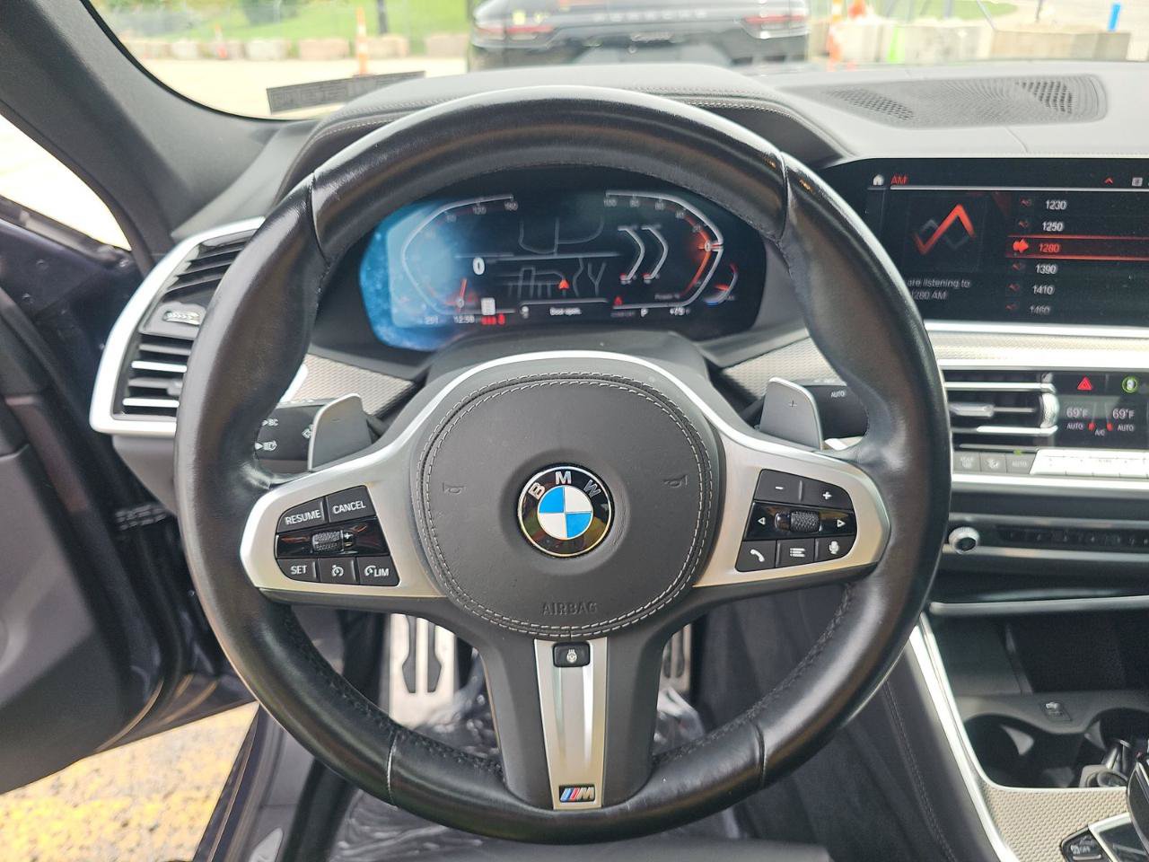 Used 2021 BMW X6 xDrive40i w/ M Sport Package AWD/4WD image 12