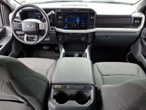 Certified 2025 Ford F350 XLT w/ Black Appearance Package image 10