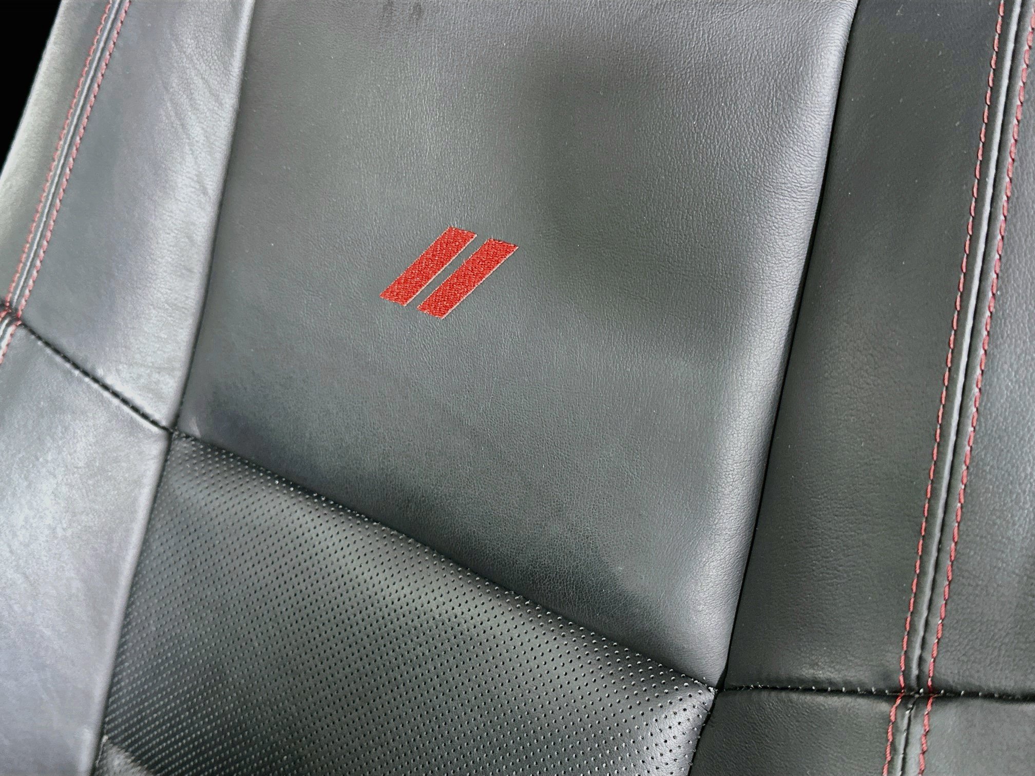 Used 2023 Dodge Durango R/T RWD image 19