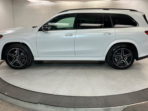 New 2026 Mercedes-Benz GLS 450 4MATIC image 2