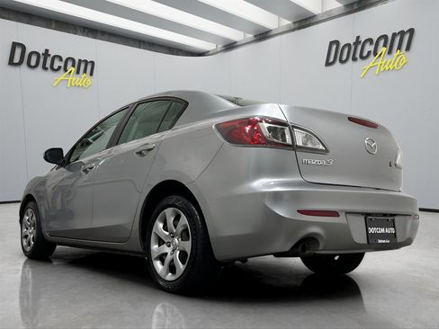 Used 2013 MAZDA MAZDA3 i SV image 7