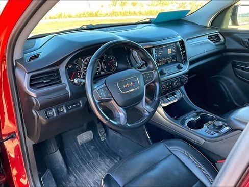 Used 2022 GMC Acadia AT4 w/ Technology Package image 17