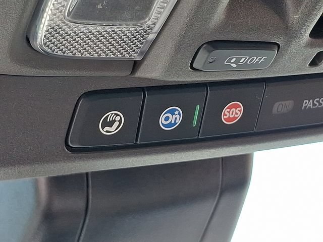 Used 2022 GMC Sierra 3500 Denali w/ Denali Ultimate Package AWD/4WD image 27