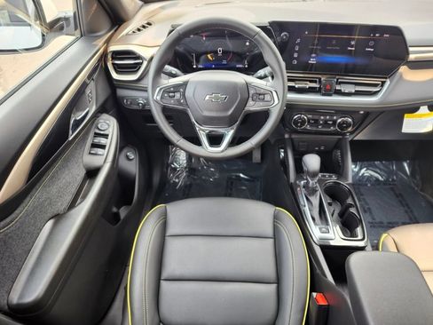 Used 2026 Chevrolet TrailBlazer ACTIV w/ Convenience Package FWD image 11
