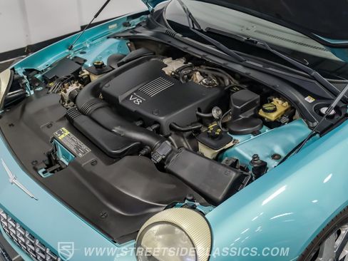 Used 2002 Ford Thunderbird image 39