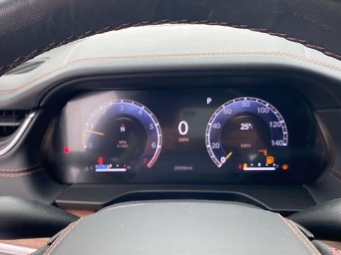 Used 2022 Jeep Grand Cherokee Summit image 17