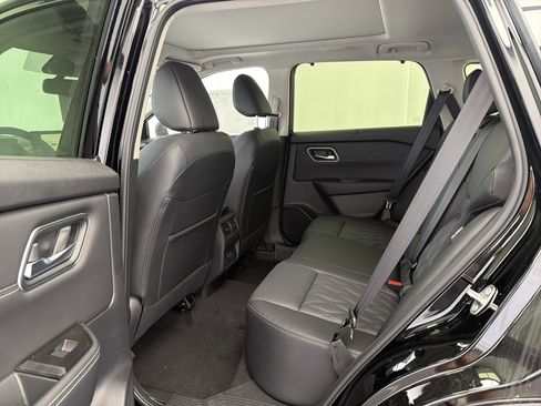 New 2026 Nissan Rogue Platinum AWD/4WD image 14