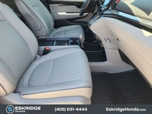 Used 2022 Honda Odyssey Elite image 15