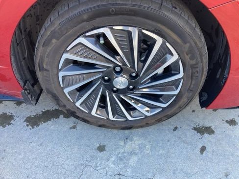 Used 2023 Hyundai Sonata Limited image 39