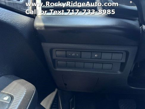 Used 2024 Mitsubishi Outlander ES AWD/4WD image 23