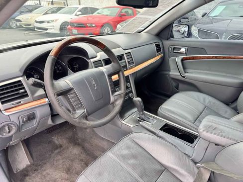 Used 2010 Lincoln MKZ FWD image 31