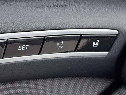 Used 2024 Hyundai Tucson Limited AWD/4WD image 28