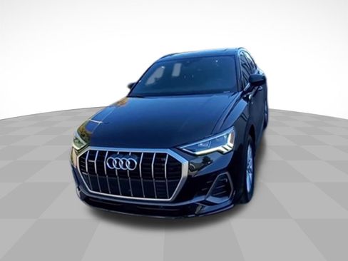 Used 2023 Audi Q3 2.0T Premium image 32