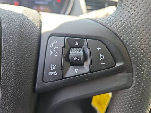 Used 2020 Chevrolet Trax LS FWD image 26