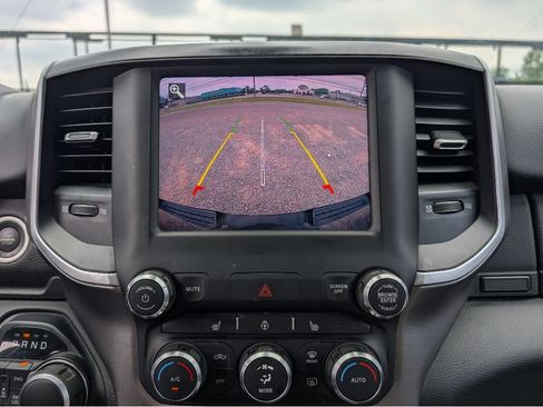 Used 2020 RAM 1500 Big Horn AWD/4WD image 25