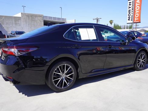 Certified 2023 Toyota Camry SE FWD image 7