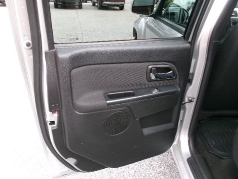 Used 2011 Chevrolet Colorado LT RWD image 17