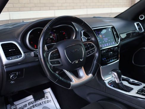 Used 2020 Jeep Grand Cherokee SRT AWD/4WD image 17