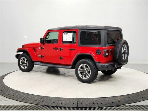 Used 2021 Jeep Wrangler Unlimited Sahara image 5