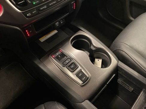 Used 2022 Honda Pilot Special Edition image 13