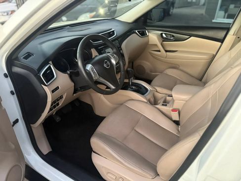 Used 2016 Nissan Rogue SL w/ SL Premium Package FWD image 12