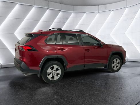 Used 2024 Toyota RAV4 XLE w/ Convenience Package FWD image 4