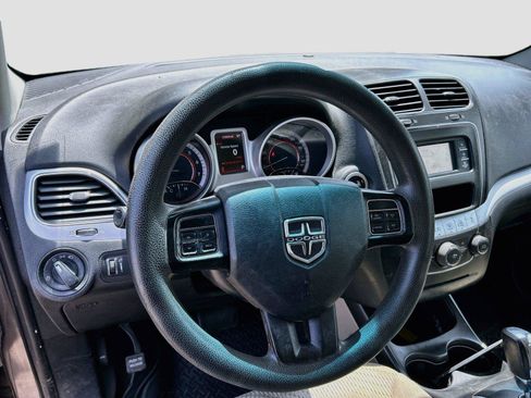 Used 2015 Dodge Journey American Value Package w/ Flexible Seating Group FWD image 32