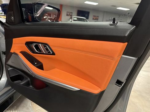 Used 2022 BMW M3 w/ M Carbon Exterior Package RWD image 47