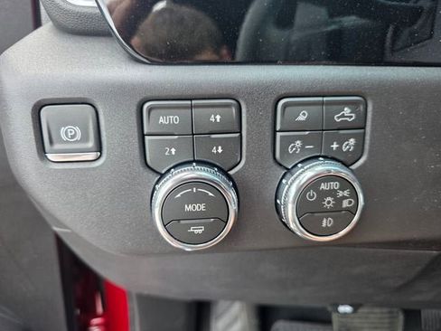 New 2026 GMC Sierra 1500 SLT AWD/4WD image 27