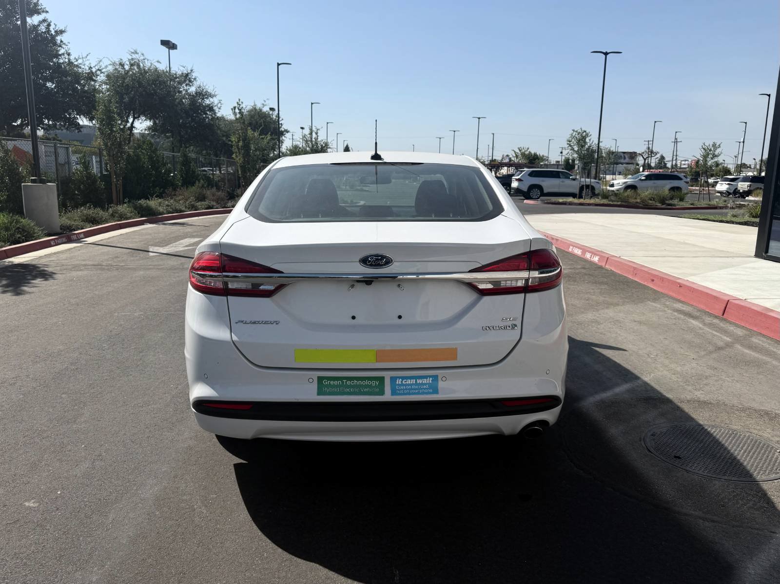 Used 2018 Ford Fusion SE w/ Equipment Group 602A FWD image 8