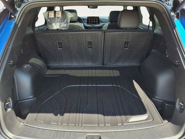 New 2026 Chevrolet Blazer RS w/ LPO, Floor Liner Package AWD/4WD image 6