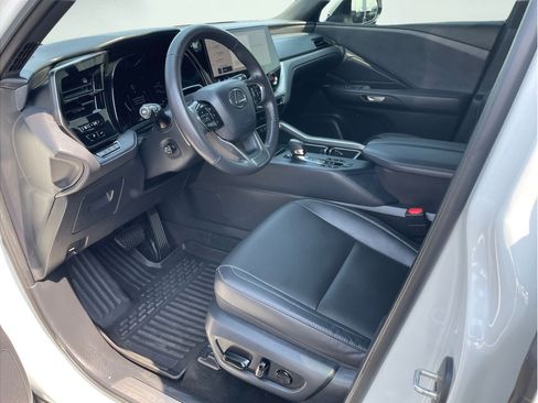 Used 2025 Lexus TX 350 AWD w/ Technology Package image 11