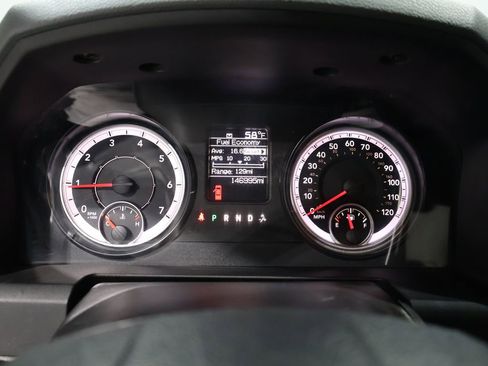 Used 2016 RAM 1500 ST w/ SXT Appearance Group image 34