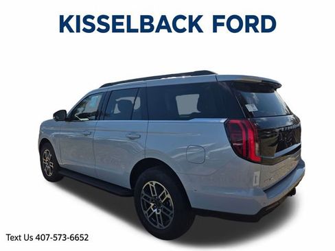 New 2026 Ford Expedition Active image 5