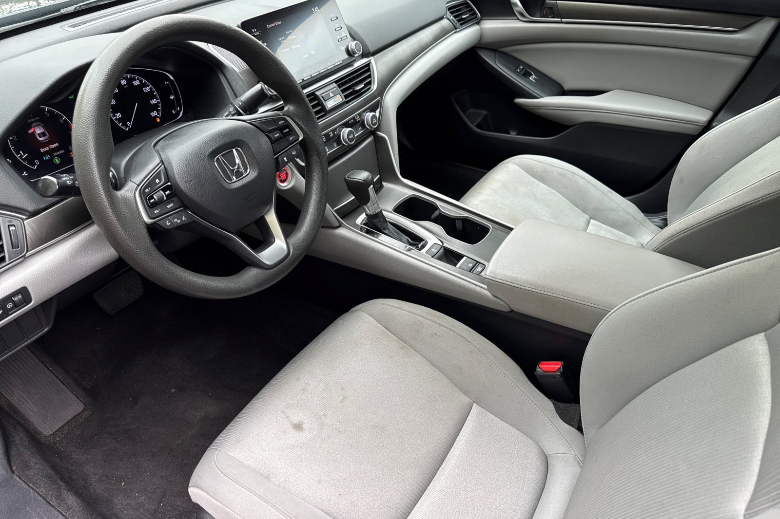 Used 2018 Honda Accord LX image 10