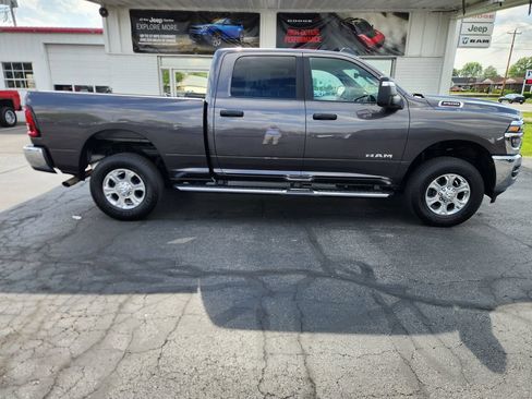 Used 2026 RAM 2500 Big Horn AWD/4WD image 2