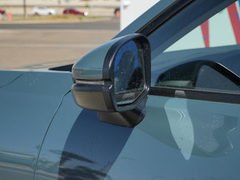 New 2026 Honda HR-V EX-L image 11