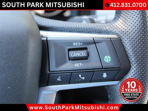 Used 2025 Mitsubishi Outlander SEL AWD/4WD image 34