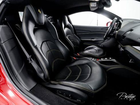 Used 2018 Ferrari 488 GTB RWD image 36