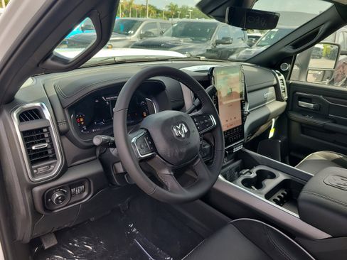 New 2026 RAM 3500 Laramie AWD/4WD image 14