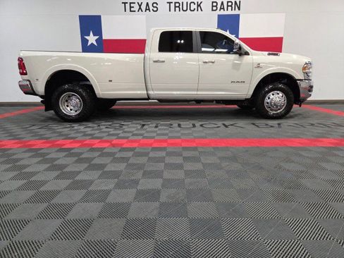 Used 2019 RAM 3500 Laramie image 13