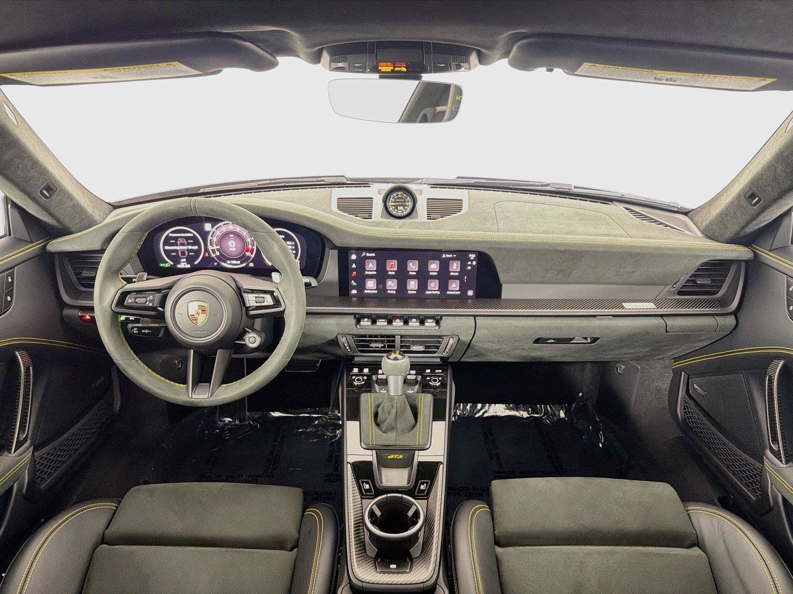 Used 2025 Porsche 911 GT3 RWD image 16