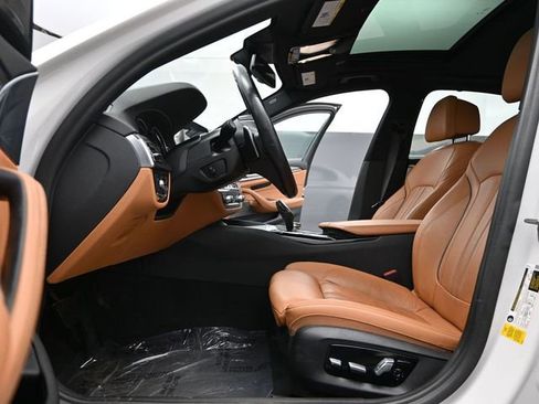 Used 2018 BMW 540i image 12